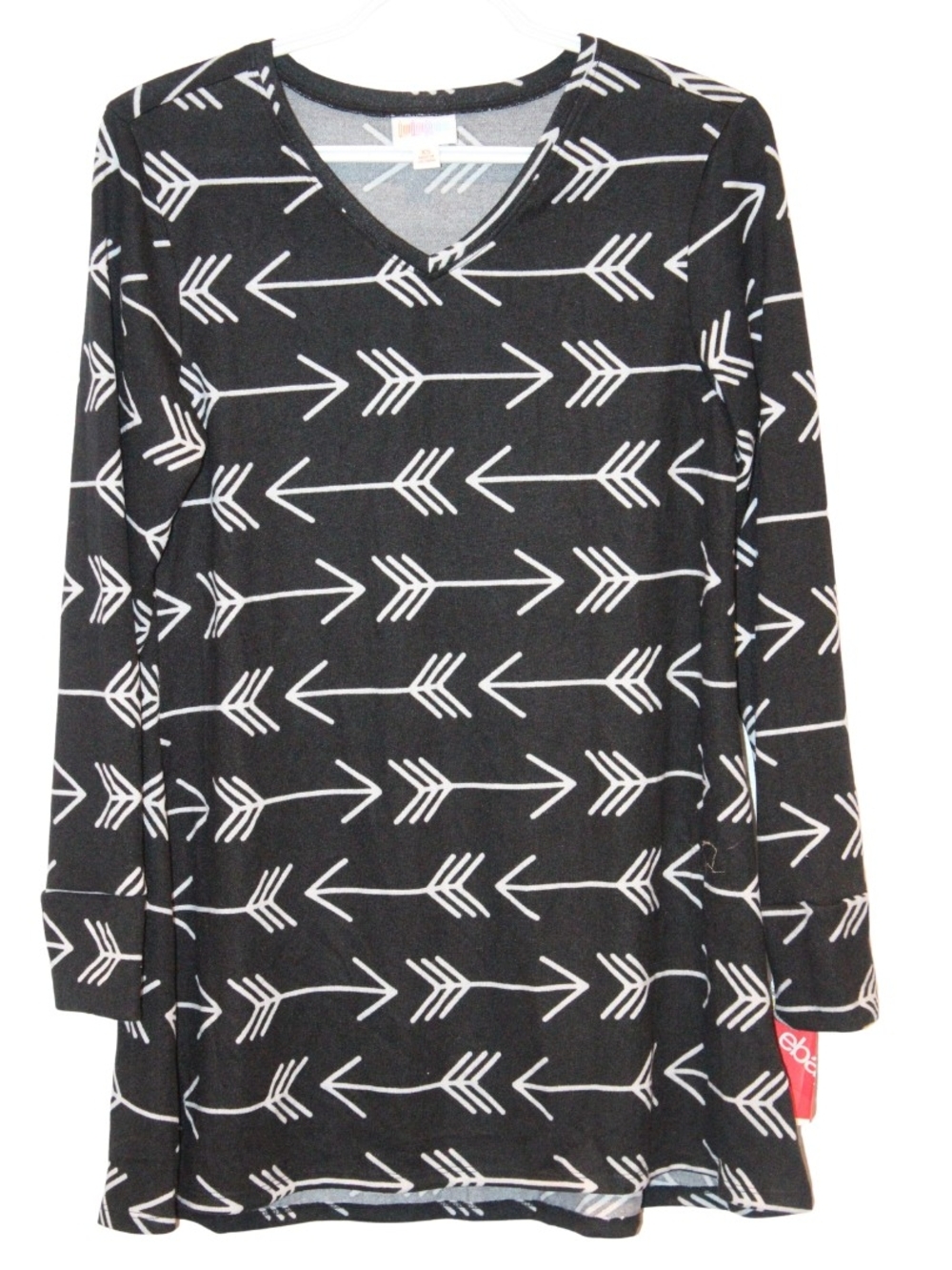 2/$40 🏷 Lularoe Black Arrow Long Sleeve Tunic Length Elizabeth Shirt Size XS